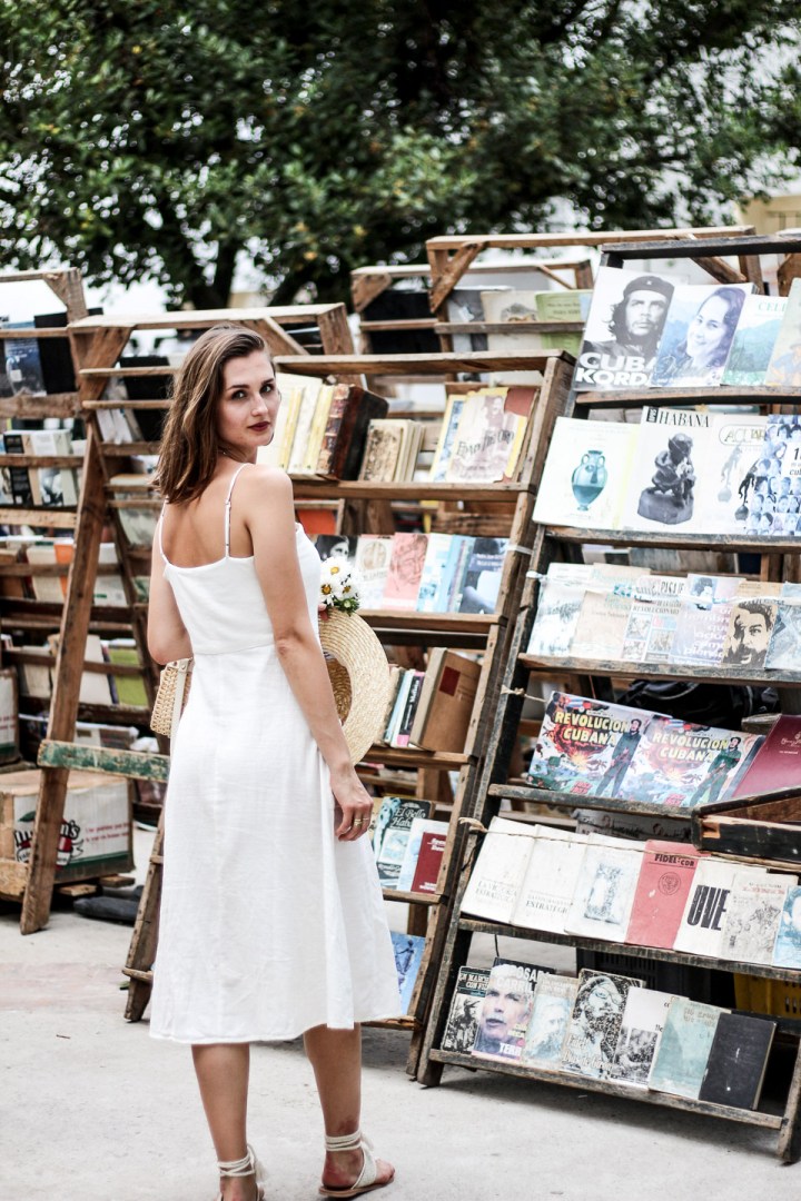 Weisses_Leinenkleid-13