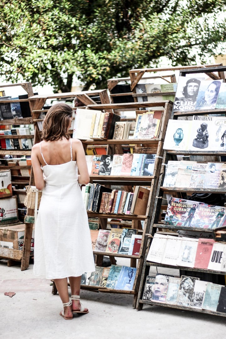 Weisses_Leinenkleid-14